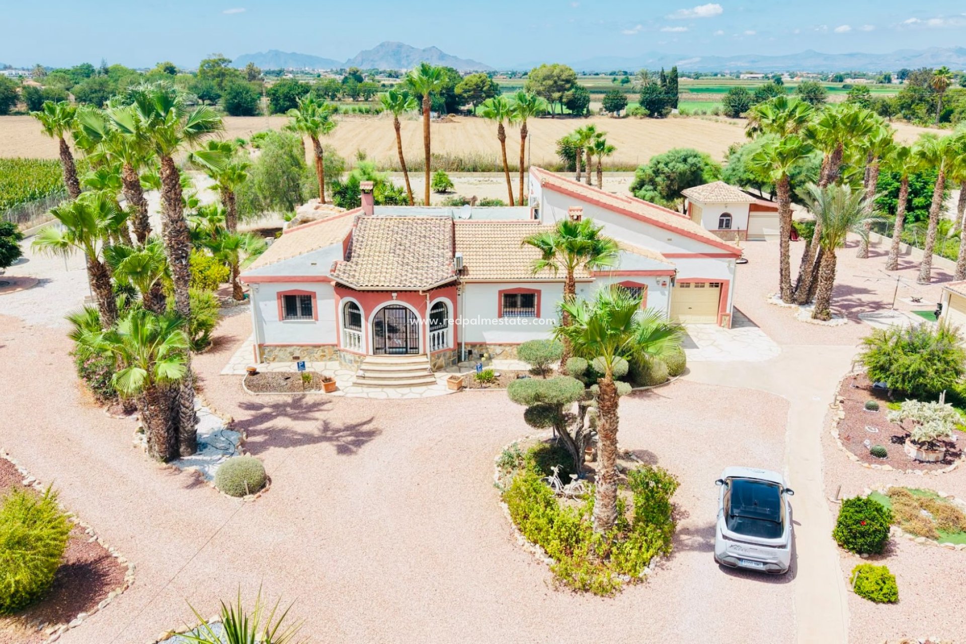 Resale - Villa -
Daya Vieja - Costa Blanca