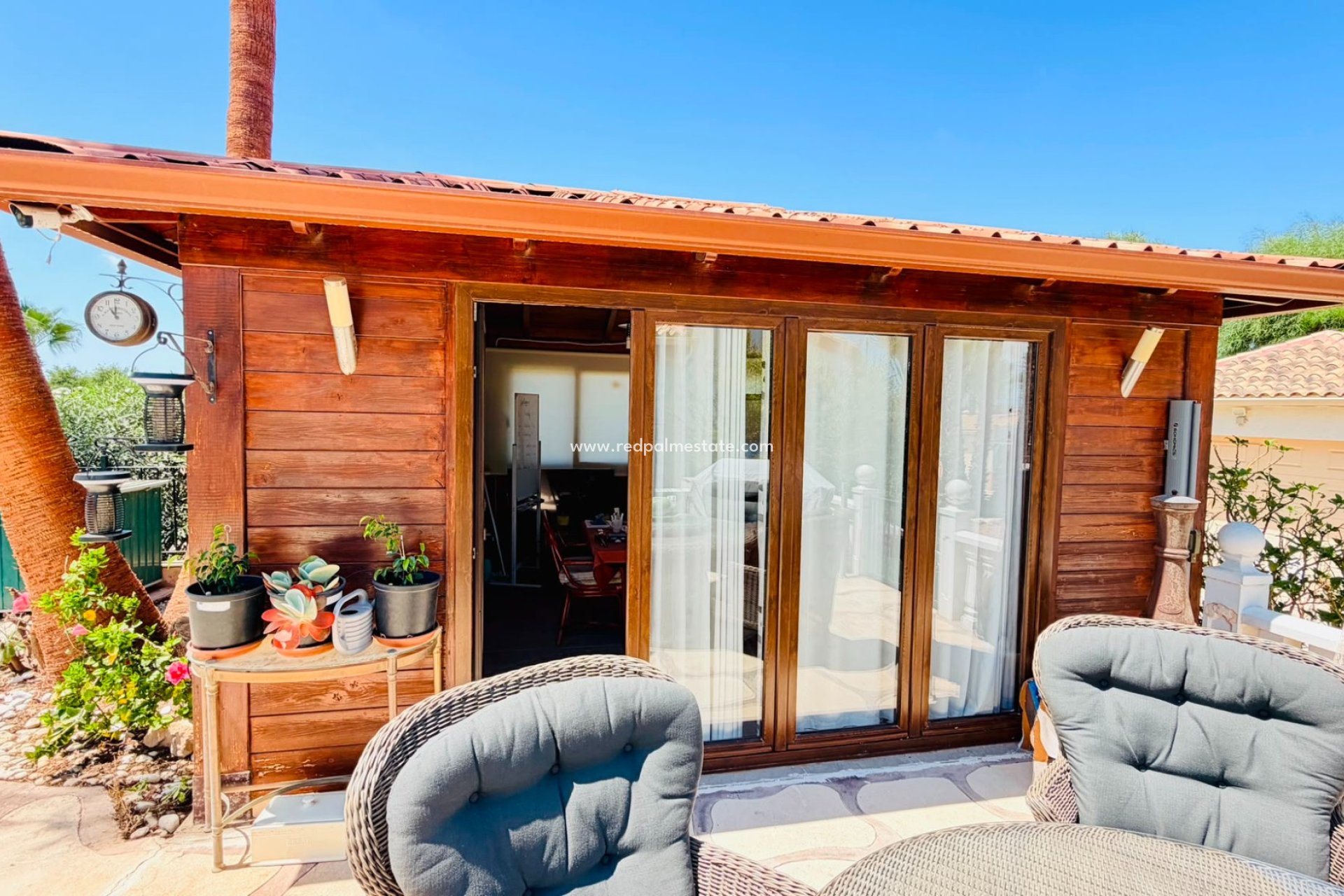 Resale - Villa -
Daya Vieja - Costa Blanca
