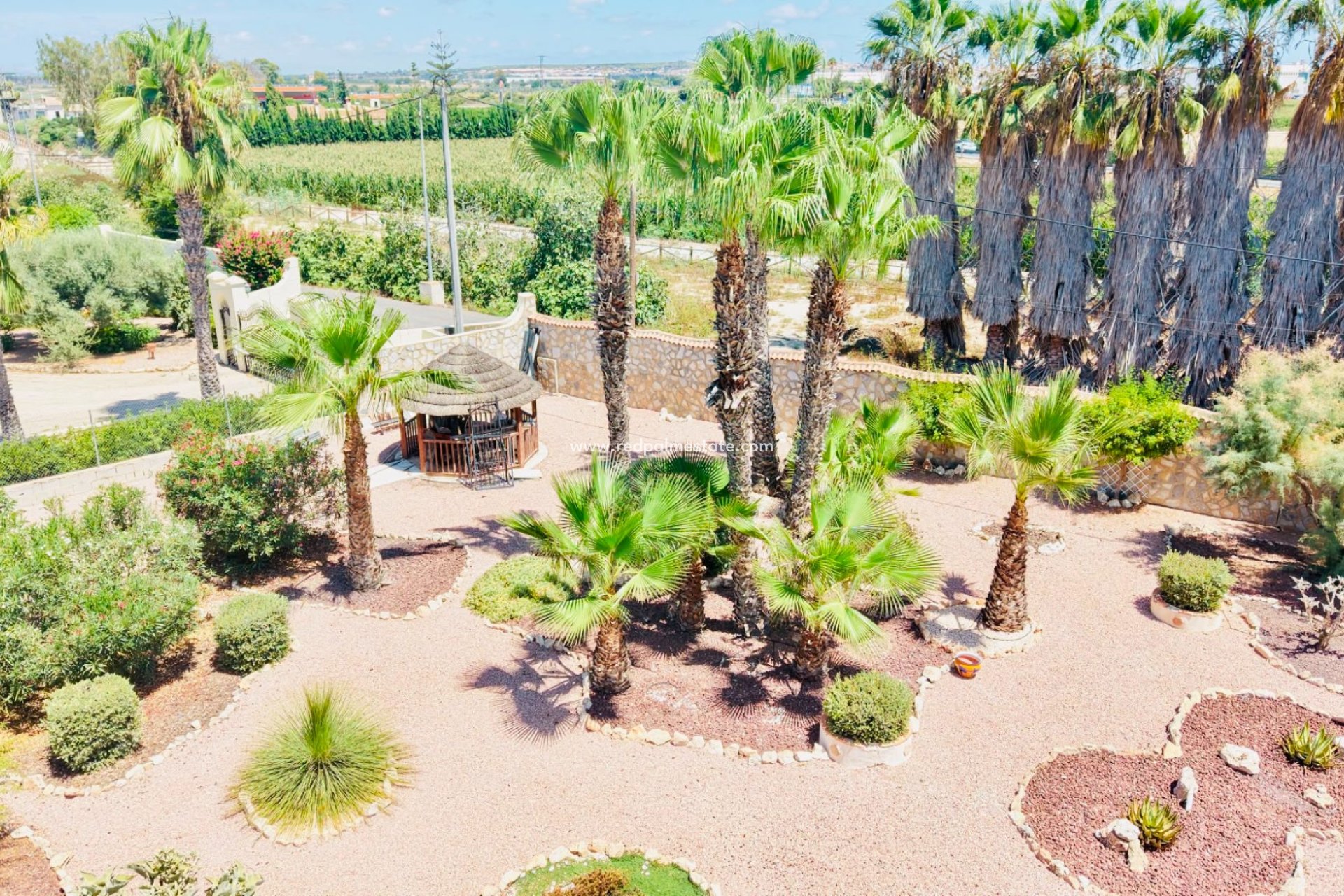 Resale - Villa -
Daya Vieja - Costa Blanca