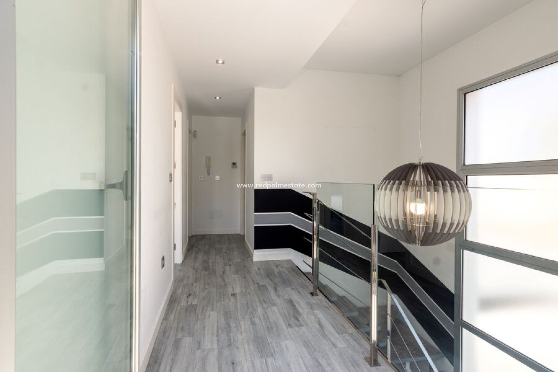 Resale - Villa -
Daya Vieja - Costa Blanca