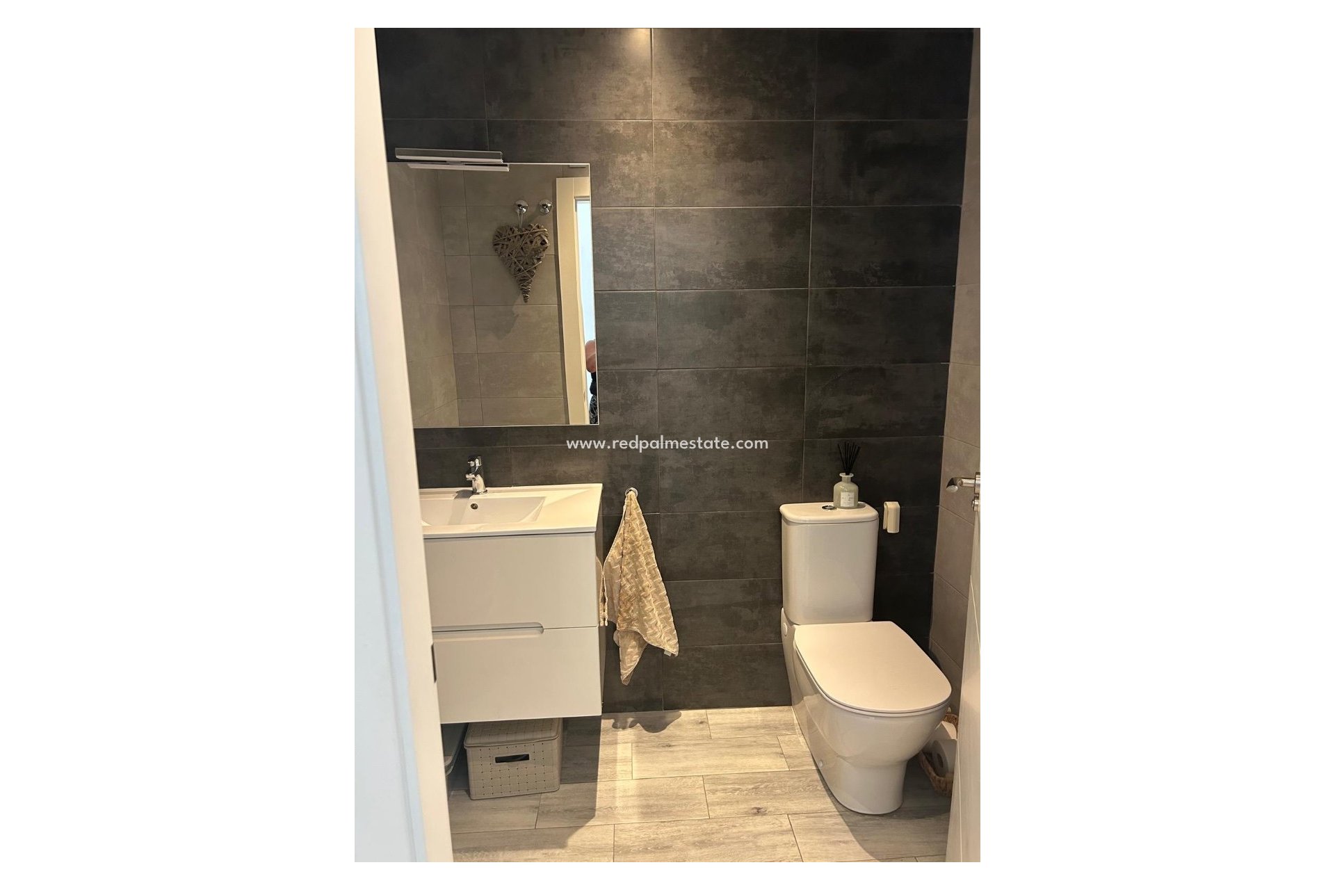 Resale - Villa -
Daya Vieja - Costa Blanca