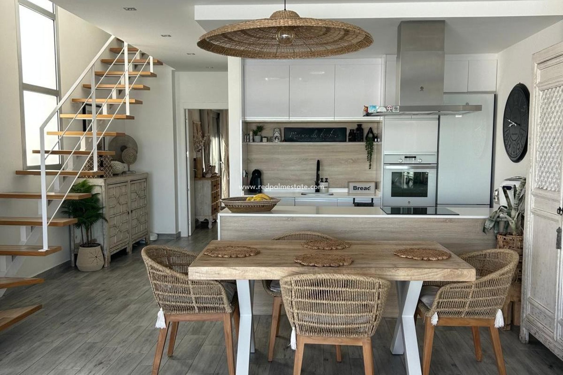 Resale - Villa -
Daya Vieja - Costa Blanca