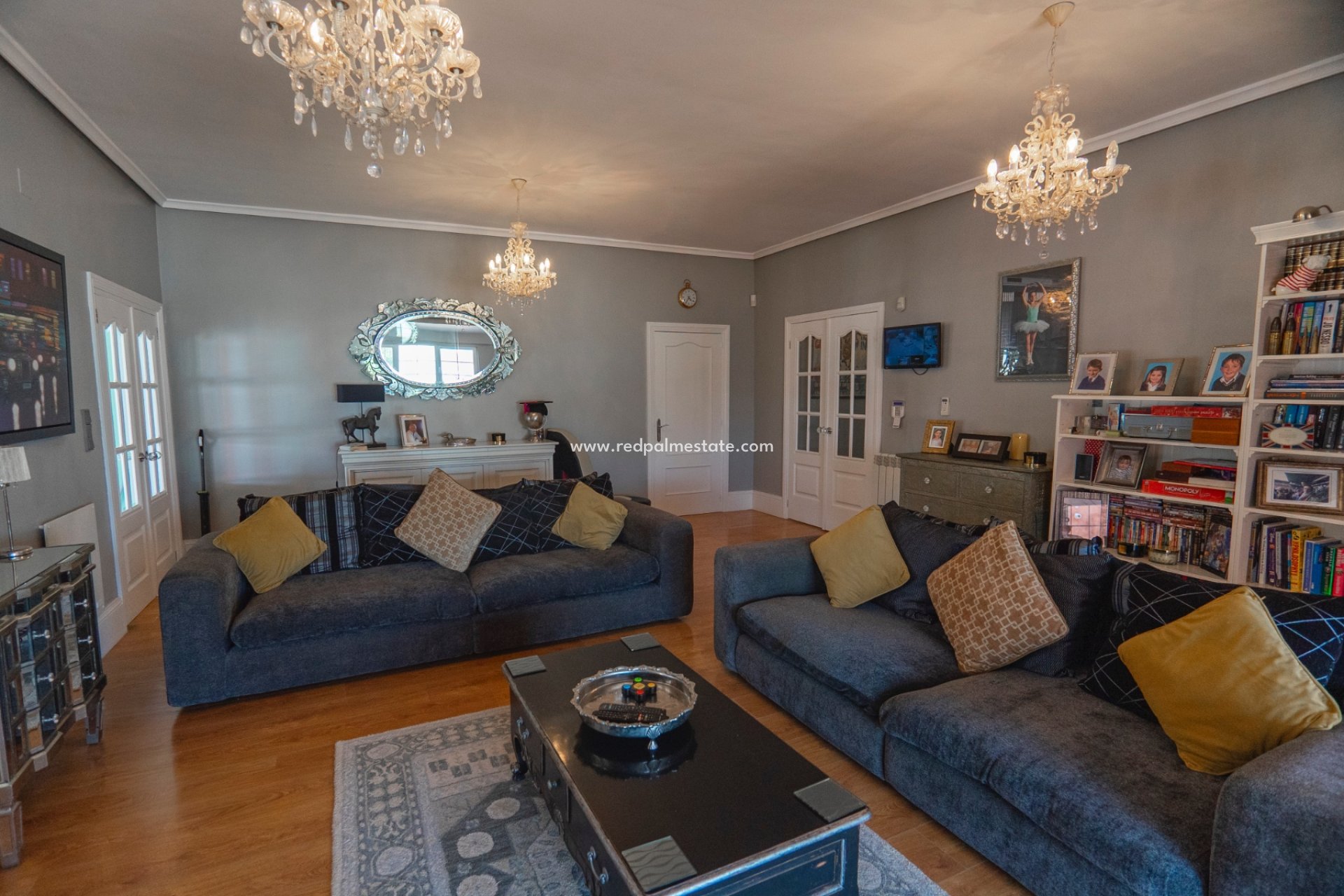 Resale - Villa -
Daya Vieja - Heredades