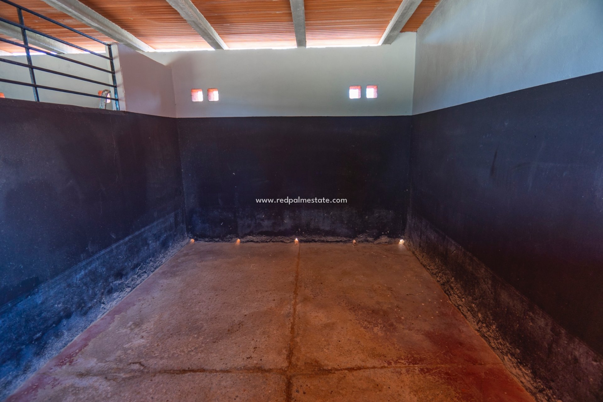 Resale - Villa -
Daya Vieja - Heredades