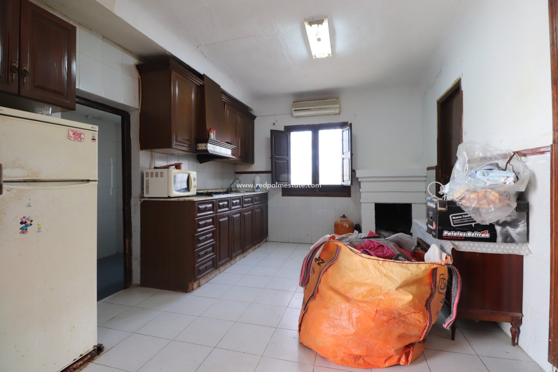 Resale - Villa -
Daya Vieja - Heredades