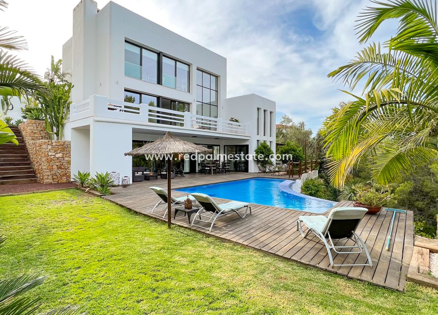 Resale - Villa -
Denia - Costa Blanca