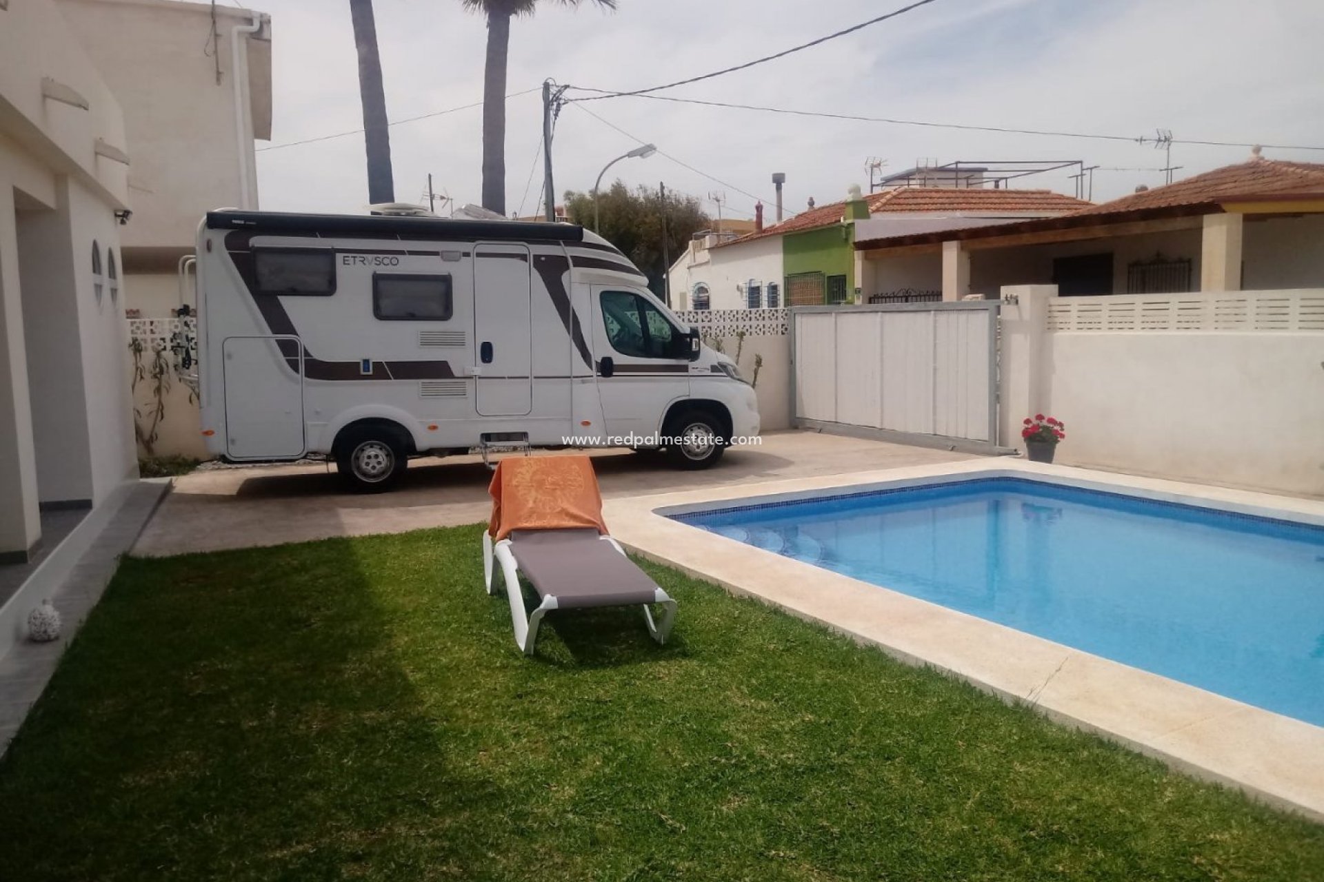 Resale - Villa -
Denia - Les deveses