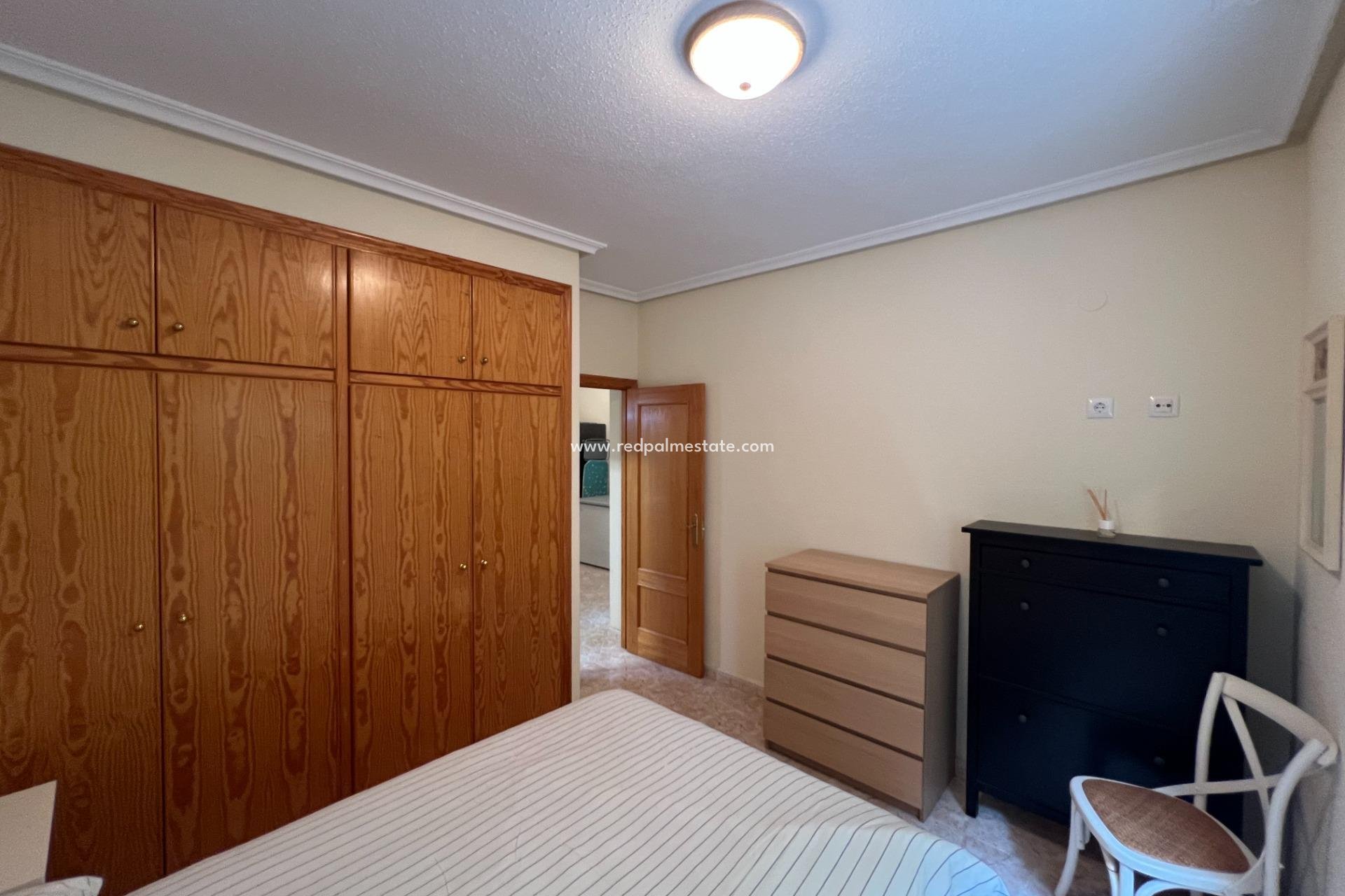 Resale - Villa -
Dolores - Cmno. Escorredor