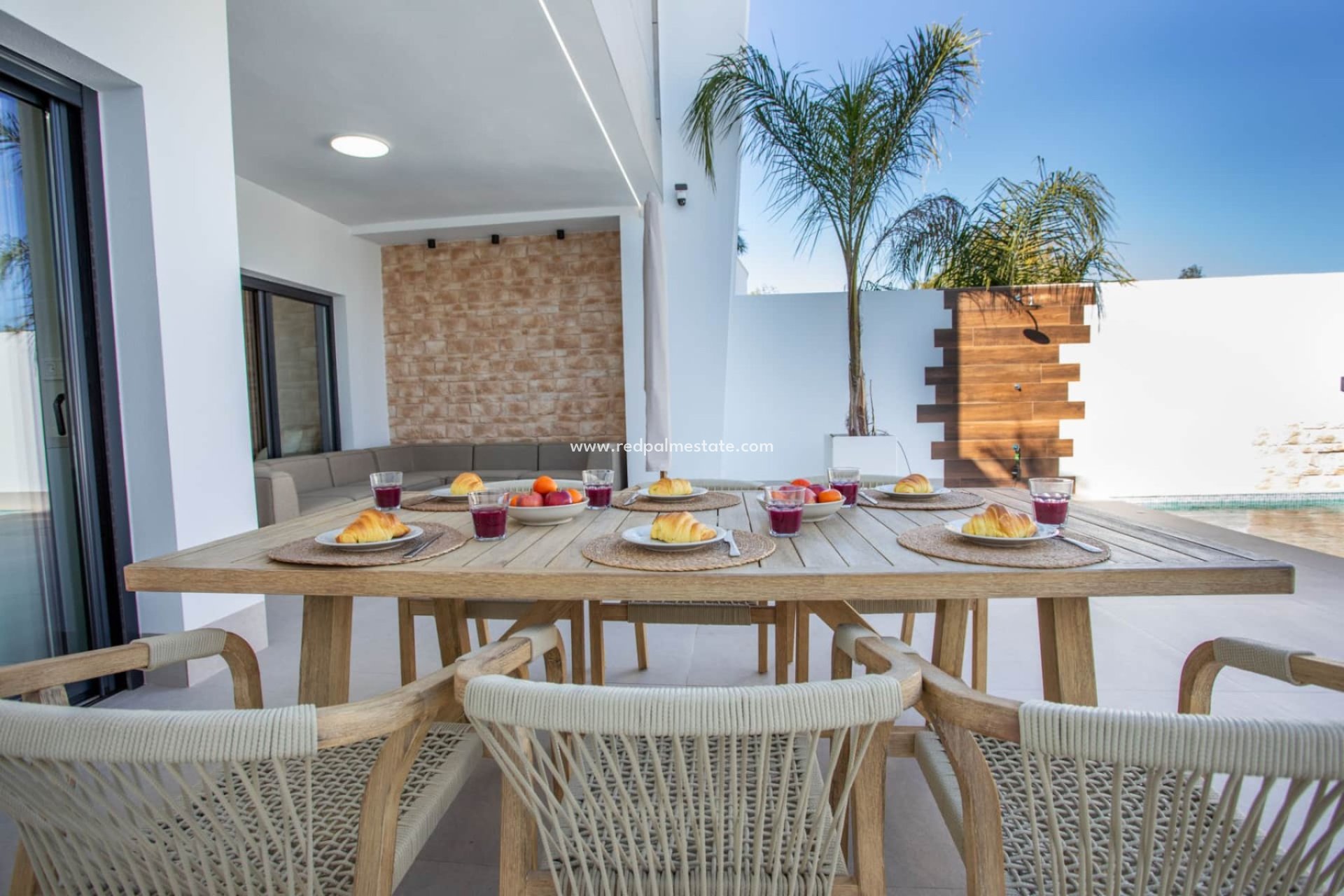 Resale - Villa -
Dolores - Costa Blanca