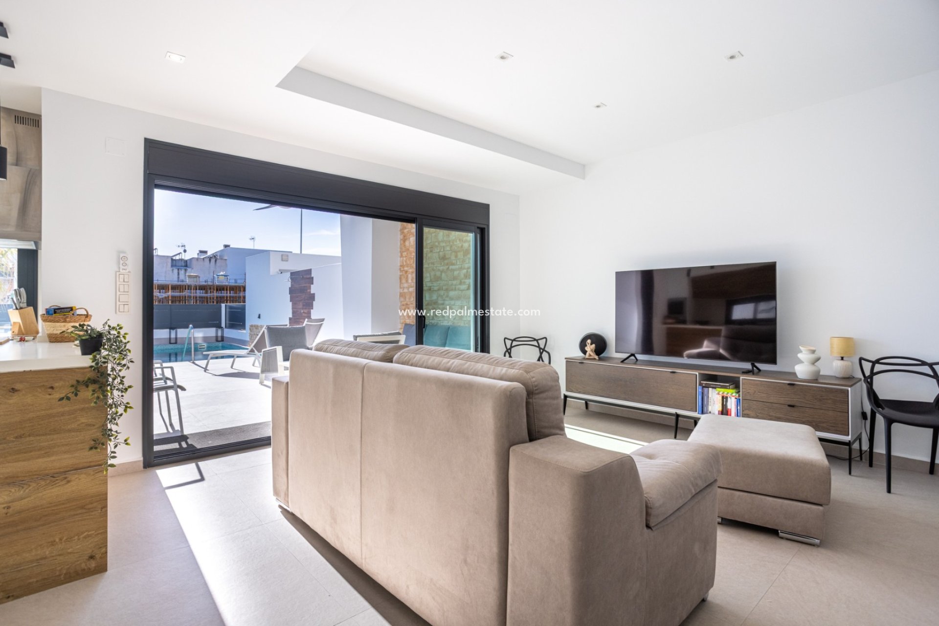 Resale - Villa -
Dolores - Costa Blanca