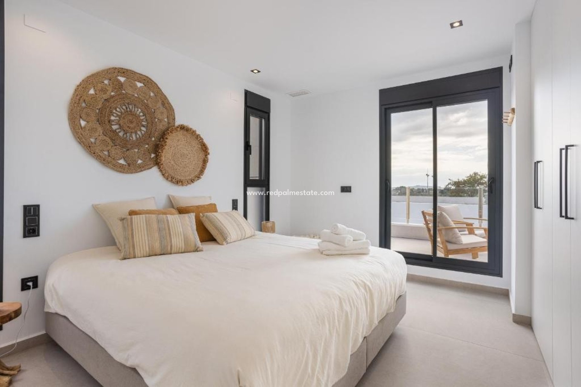 Resale - Villa -
Dolores - Costa Blanca