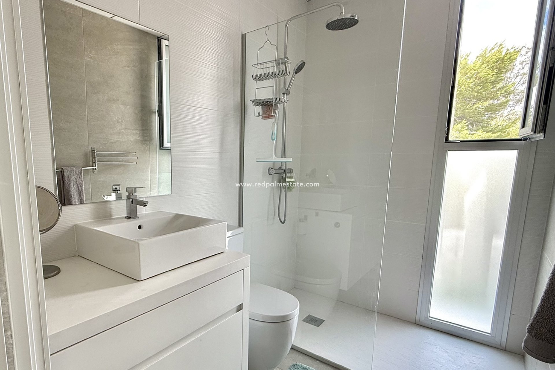 Resale - Villa -
Dolores - Costa Blanca