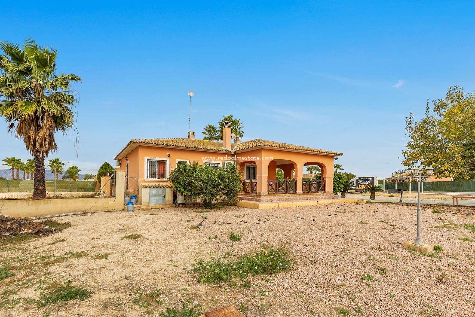 Resale - Villa -
Dolores - Vereda del pozo