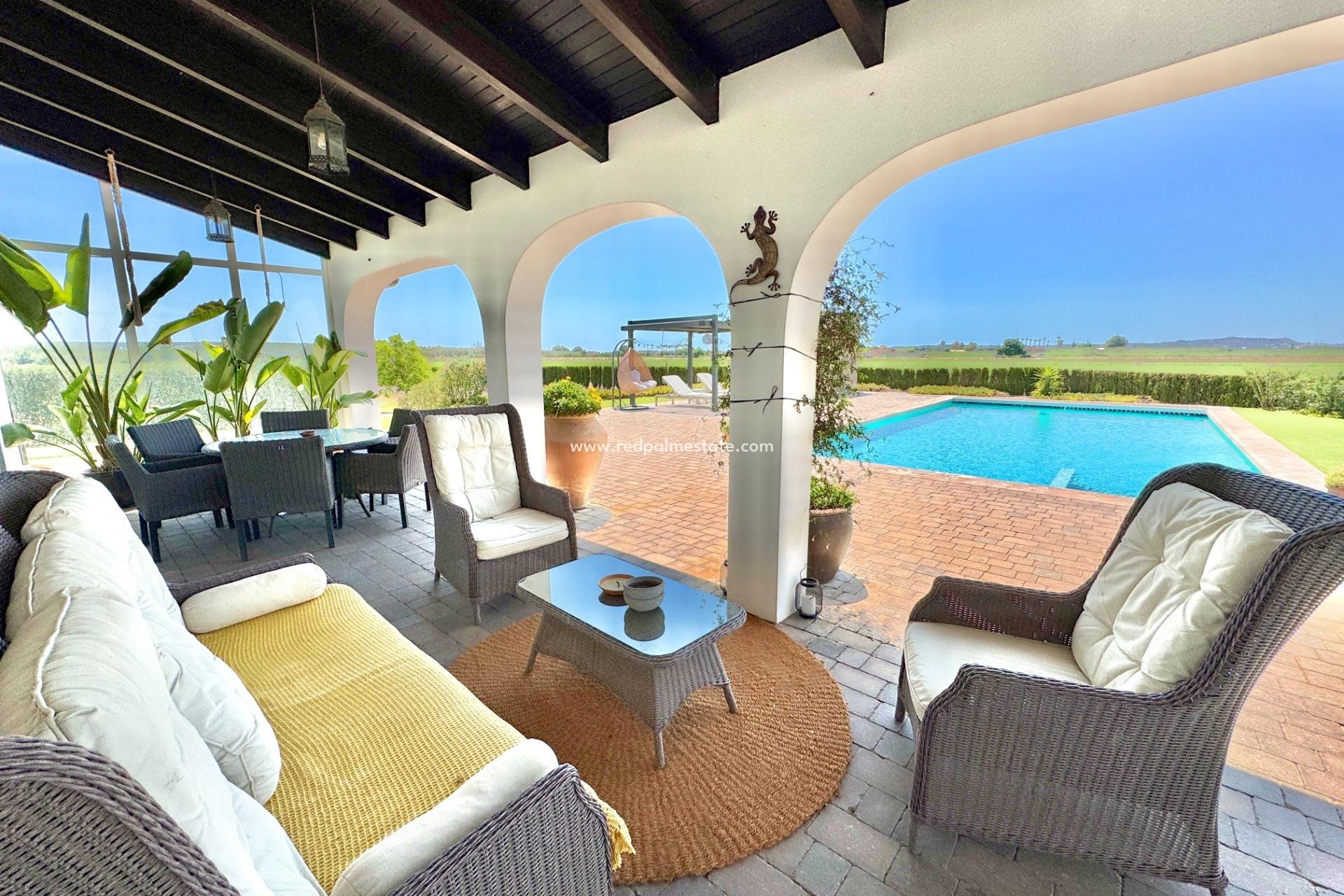 Resale - Villa -
Dolores