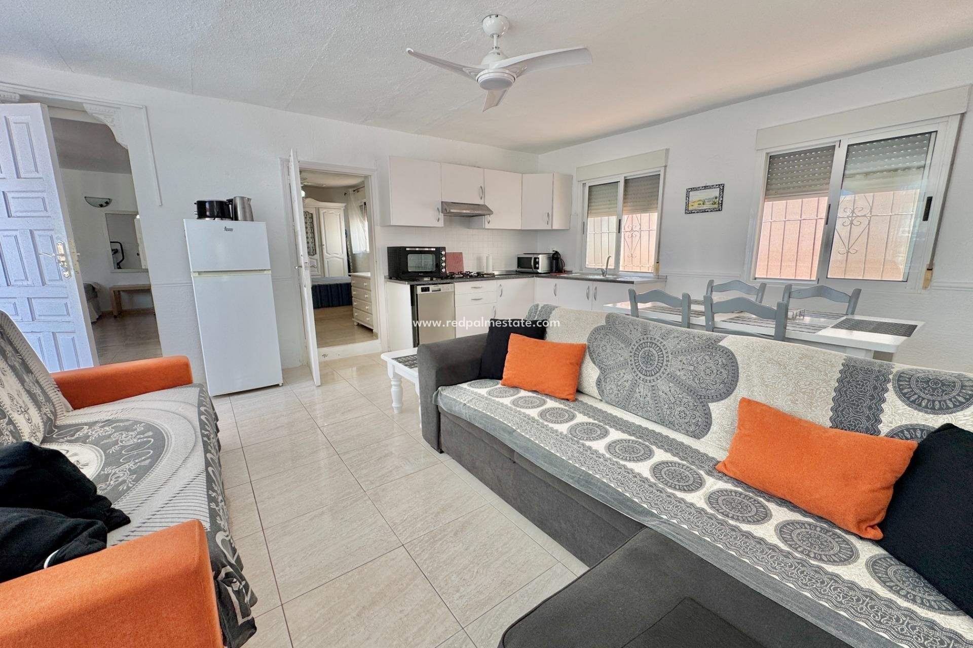 Resale - Villa -
Dolores