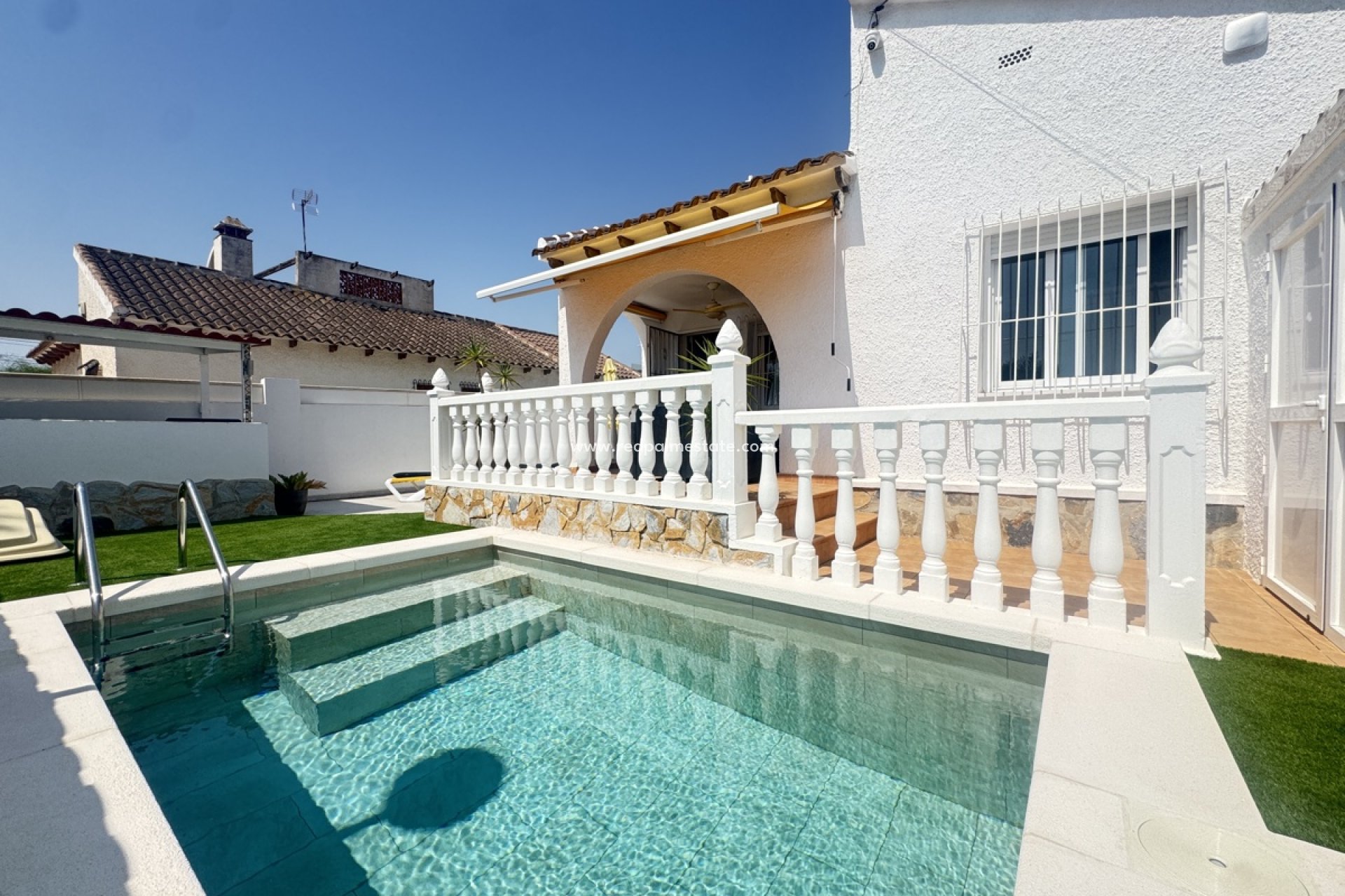 Resale - Villa -
Eagles Nest