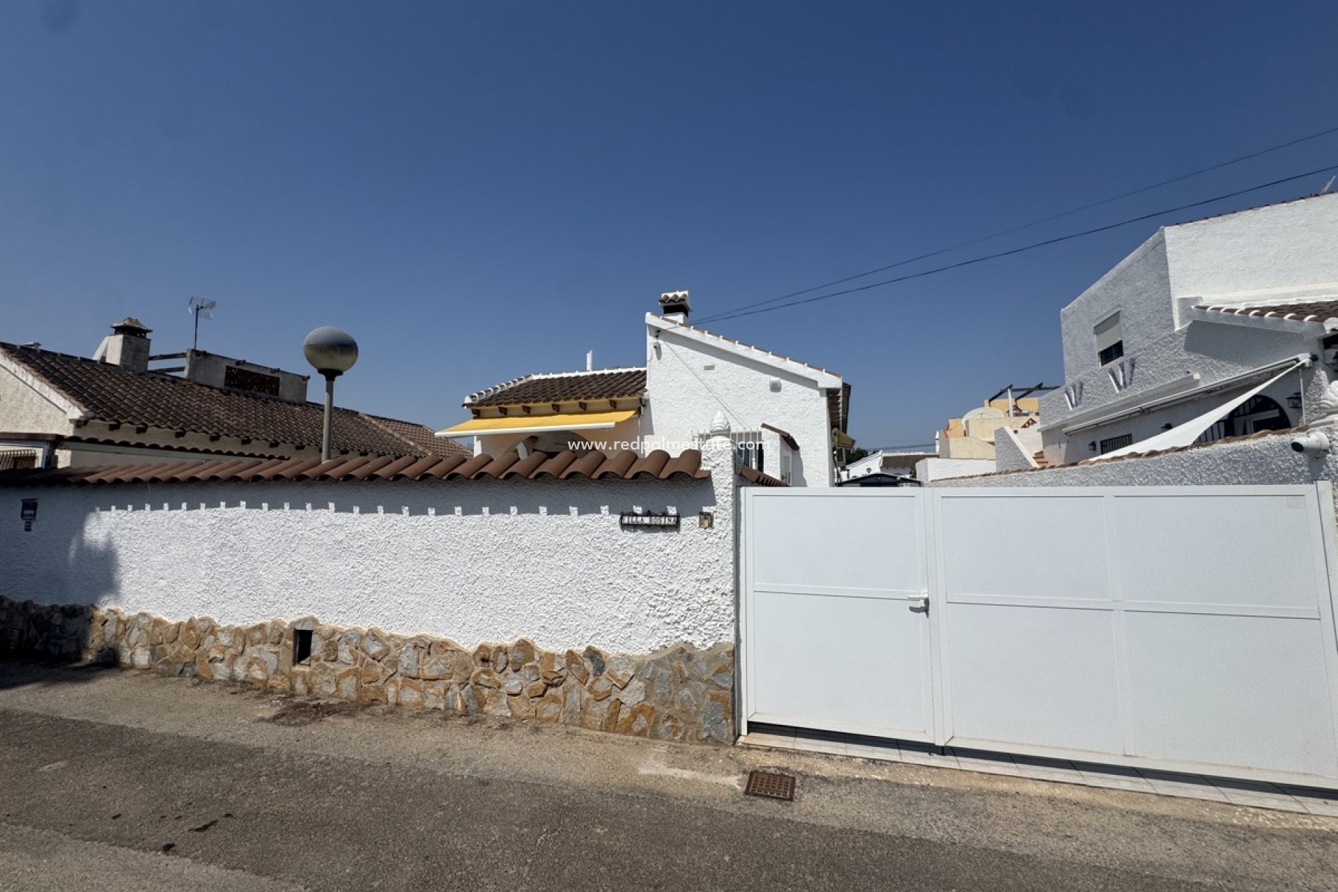 Resale - Villa -
Eagles Nest