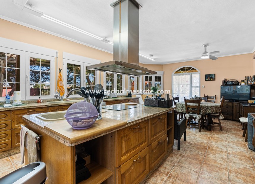 Resale - Villa -
El Altet - San Francisco de Asis