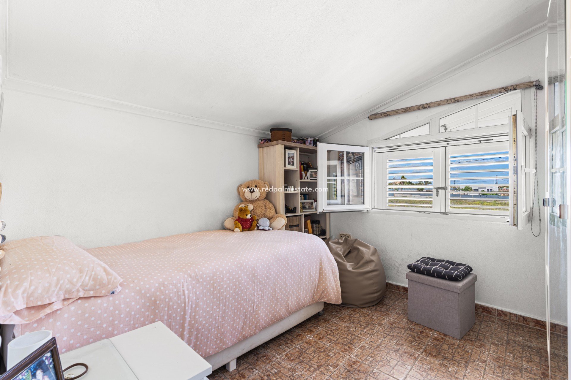 Resale - Villa -
El Altet - San Francisco de Asis