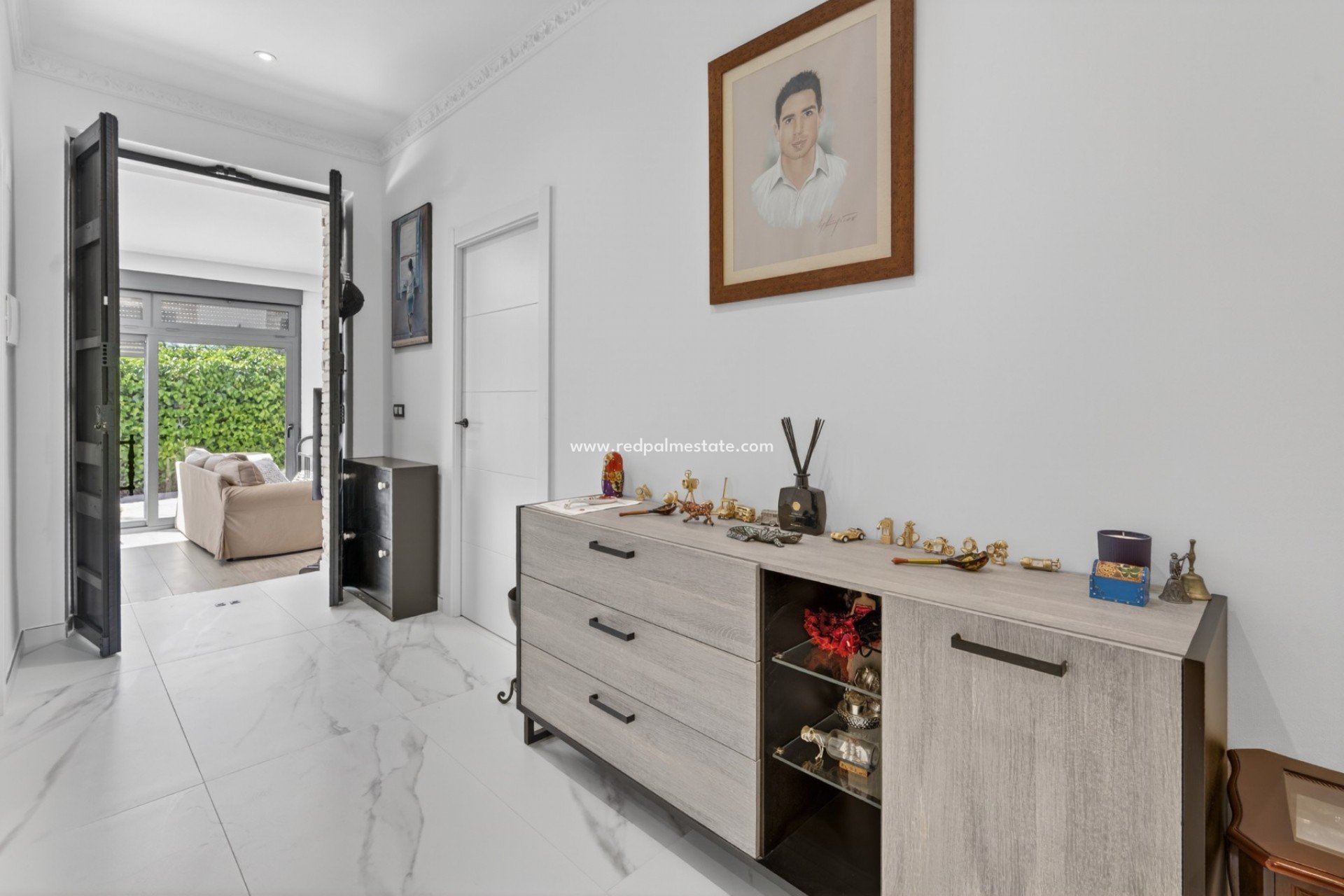 Resale - Villa -
El Altet - San Francisco de Asis