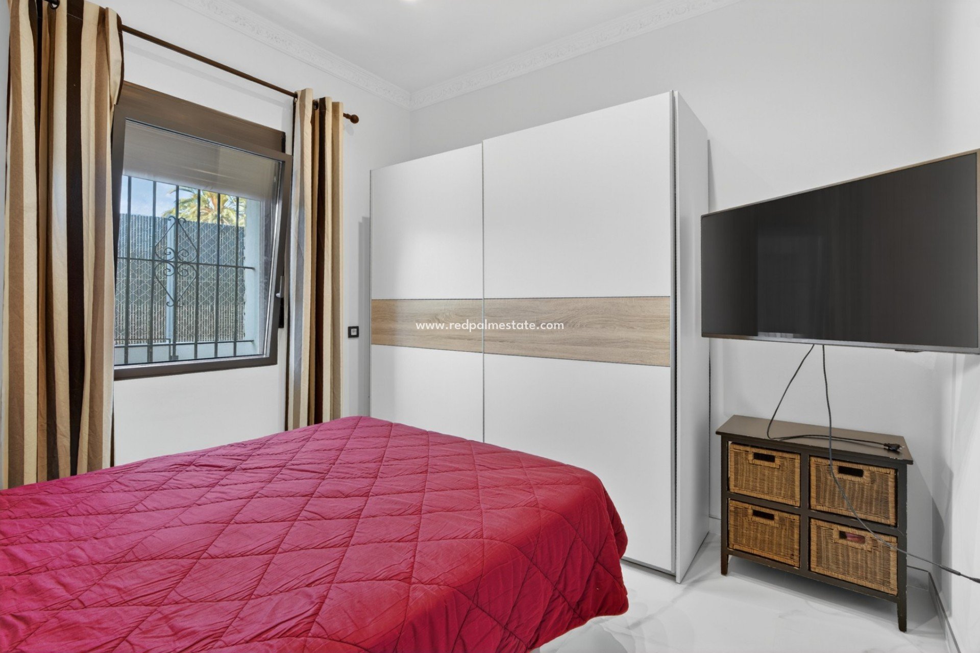 Resale - Villa -
El Altet - San Francisco de Asis