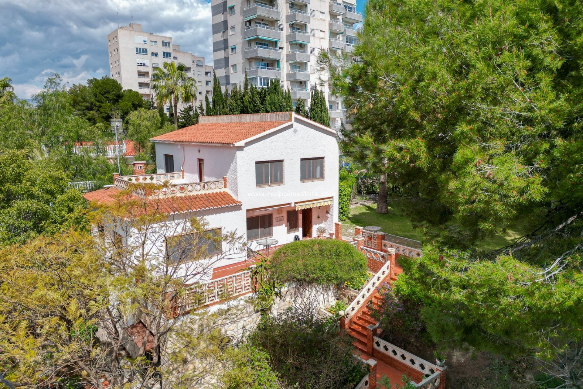 Resale - Villa -
El Campello