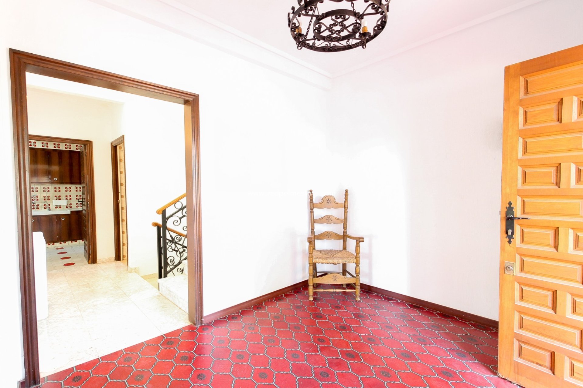 Resale - Villa -
El Campello