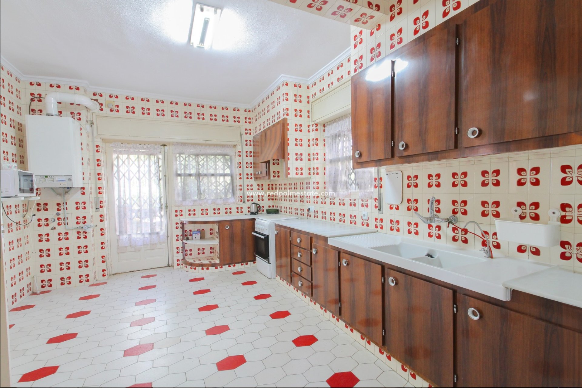 Resale - Villa -
El Campello