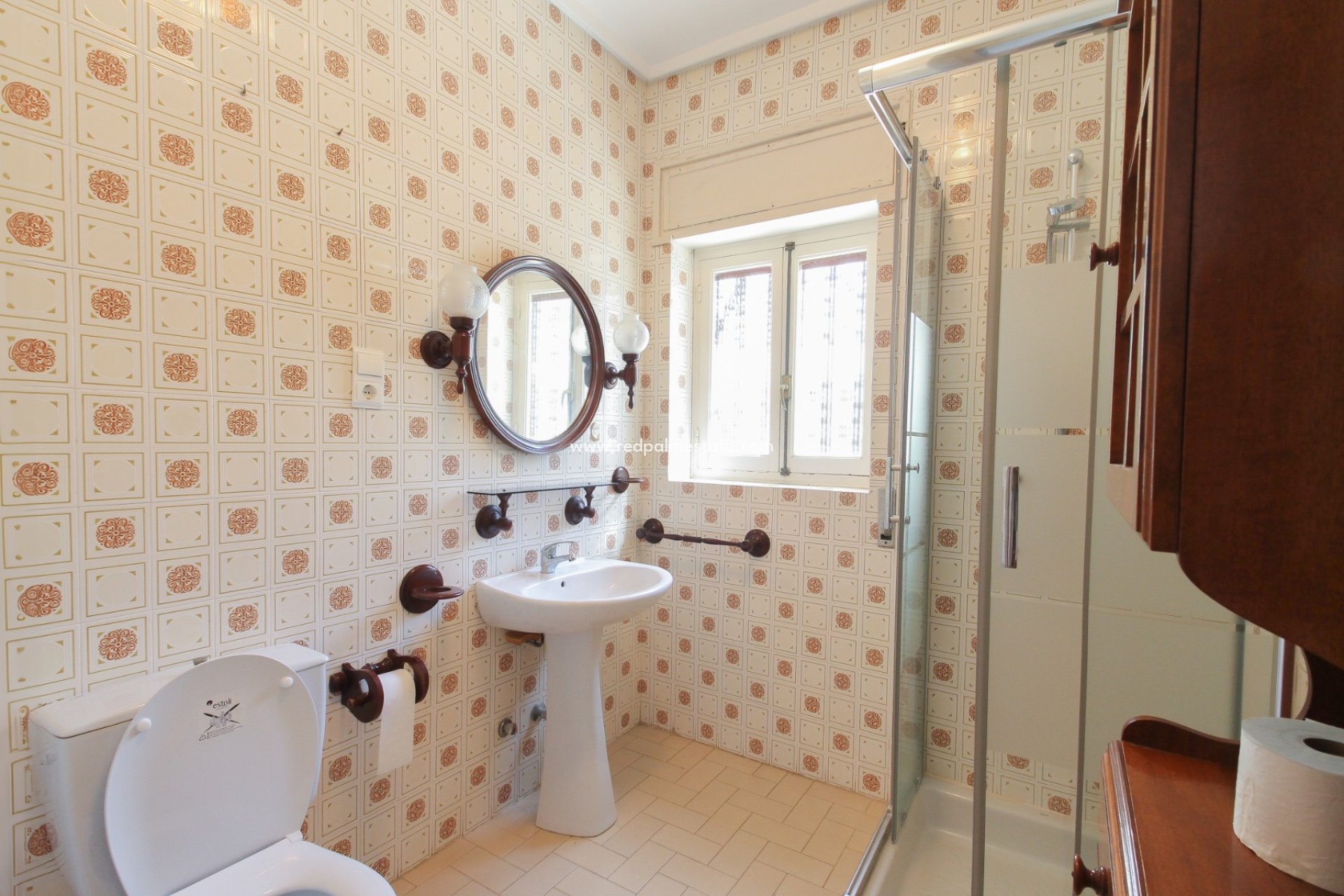 Resale - Villa -
El Campello