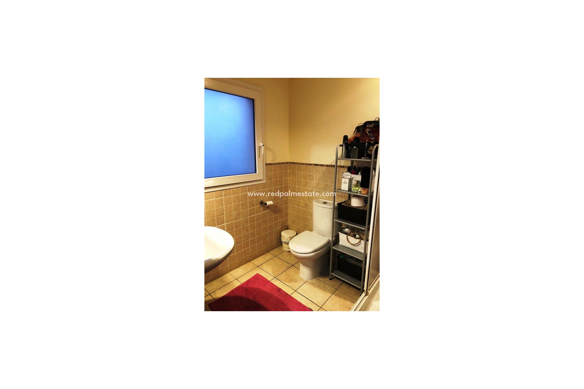 Resale - Villa -
El Coto