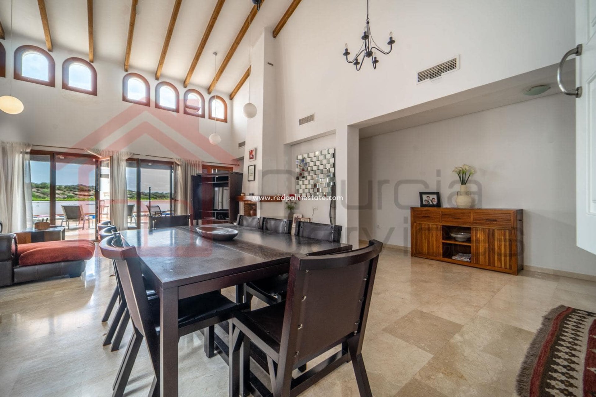 Resale - Villa -
El Valle Golf Resort - Inland