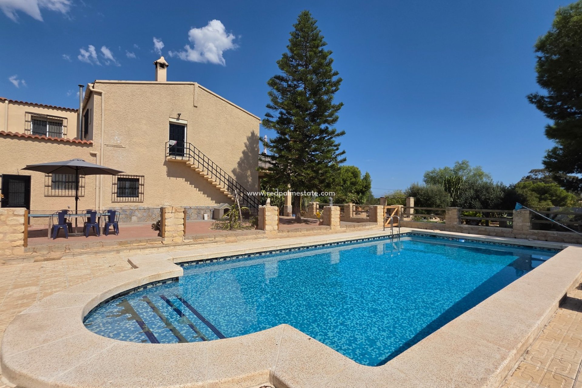 Resale - Villa -
Elche - Costa Blanca