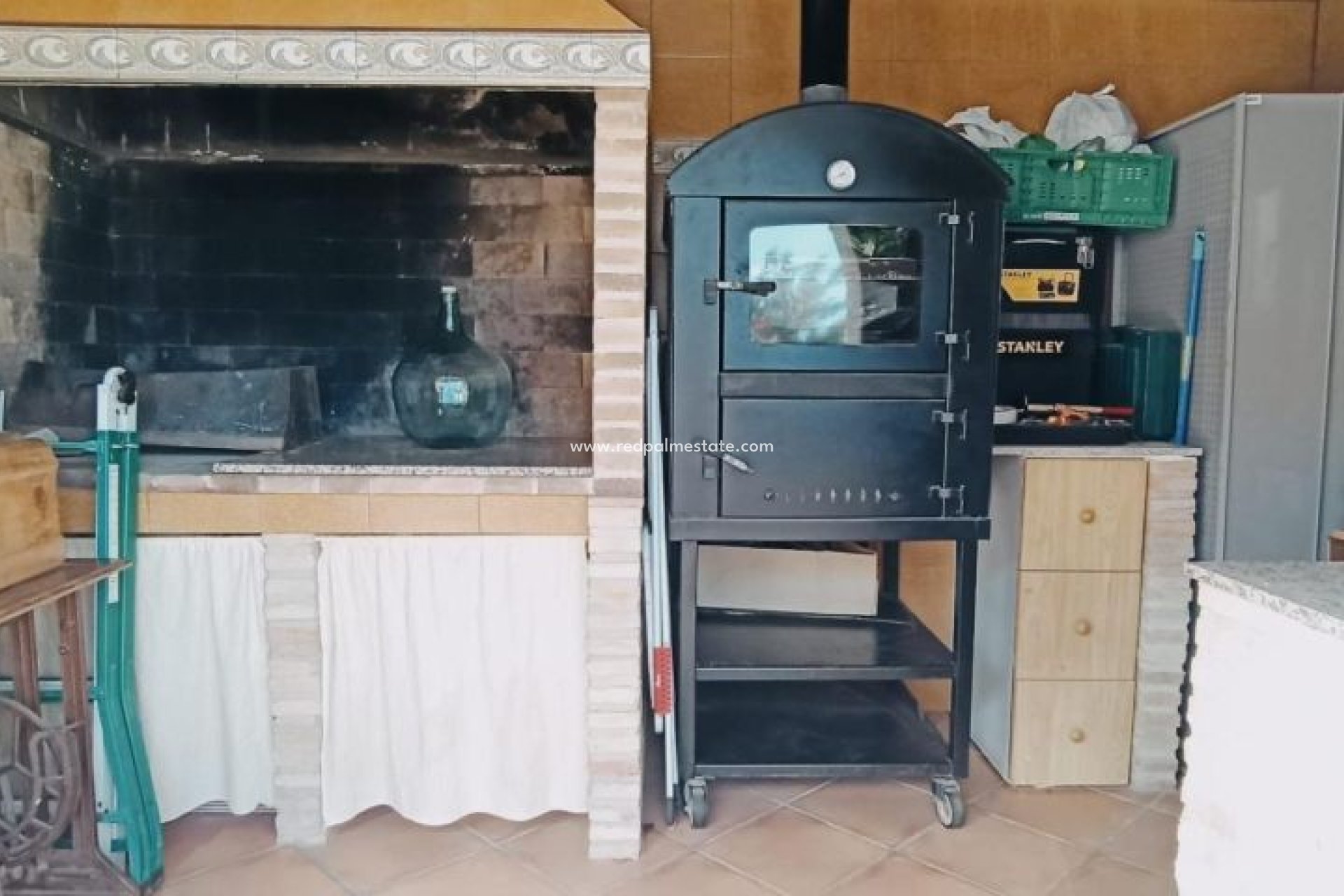 Resale - Villa -
Elche - Costa Blanca