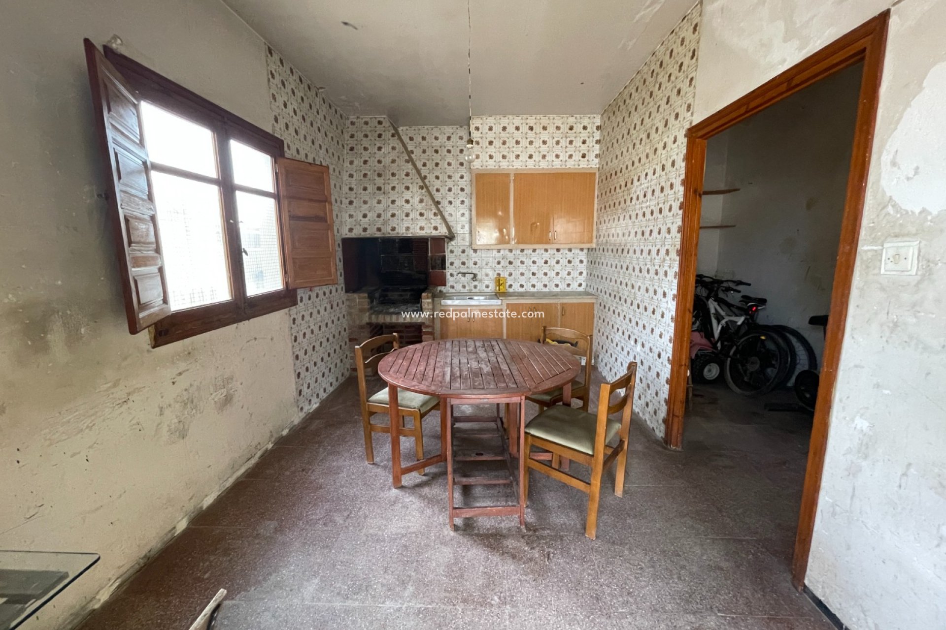 Resale - Villa -
Elche - Costa Blanca