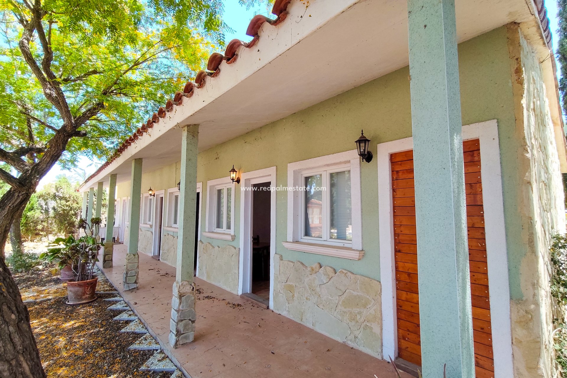 Resale - Villa -
Elche - Costa Blanca