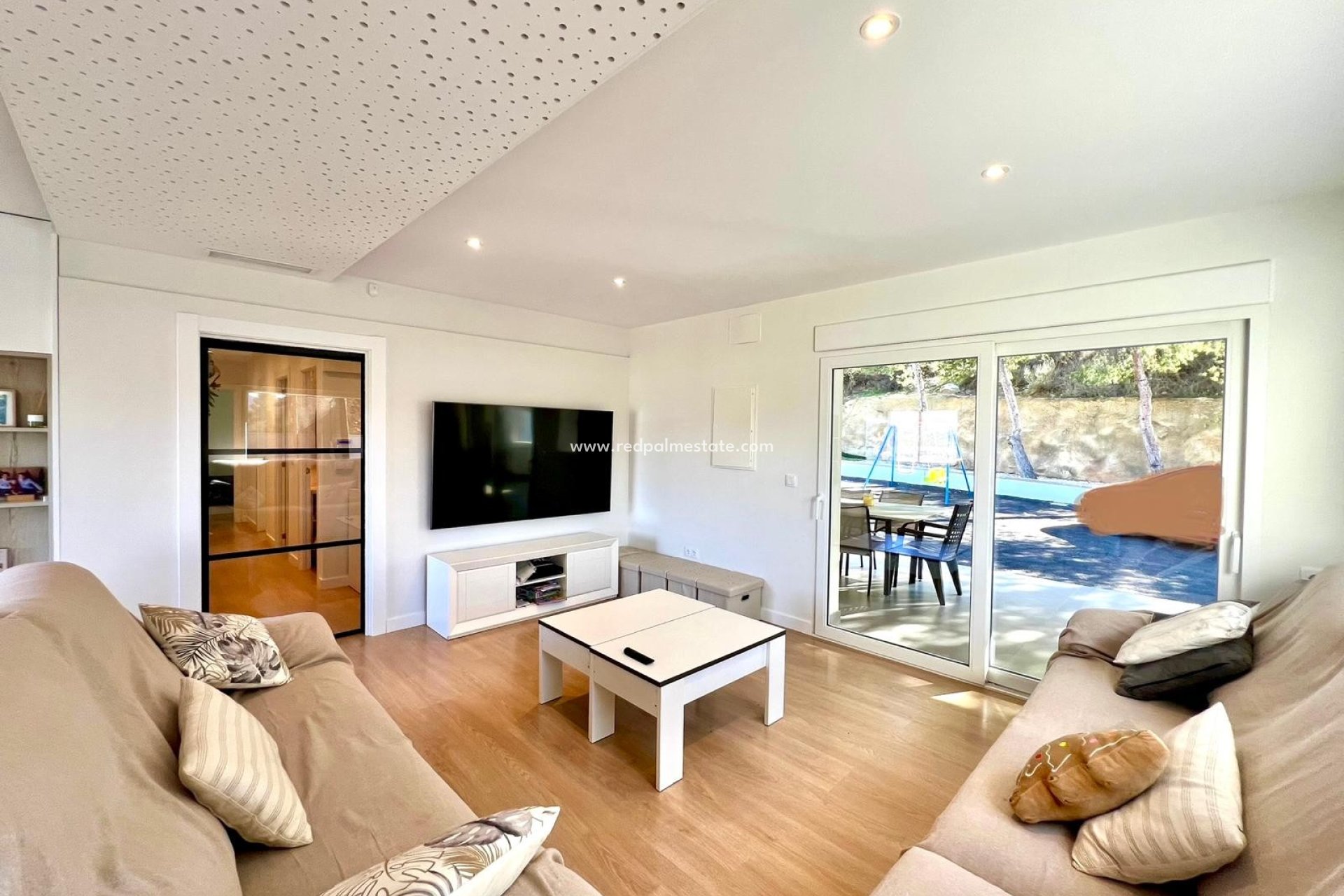 Resale - Villa -
Elda - Inland