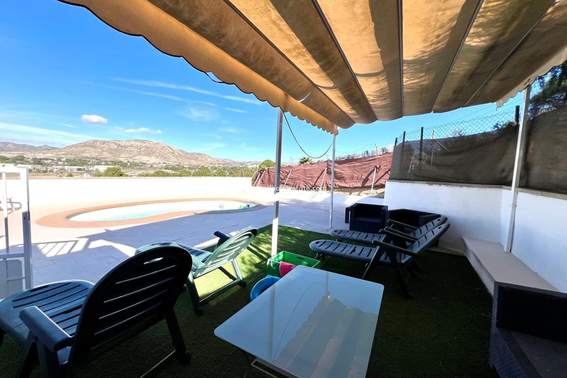 Resale - Villa -
Elda - Inland