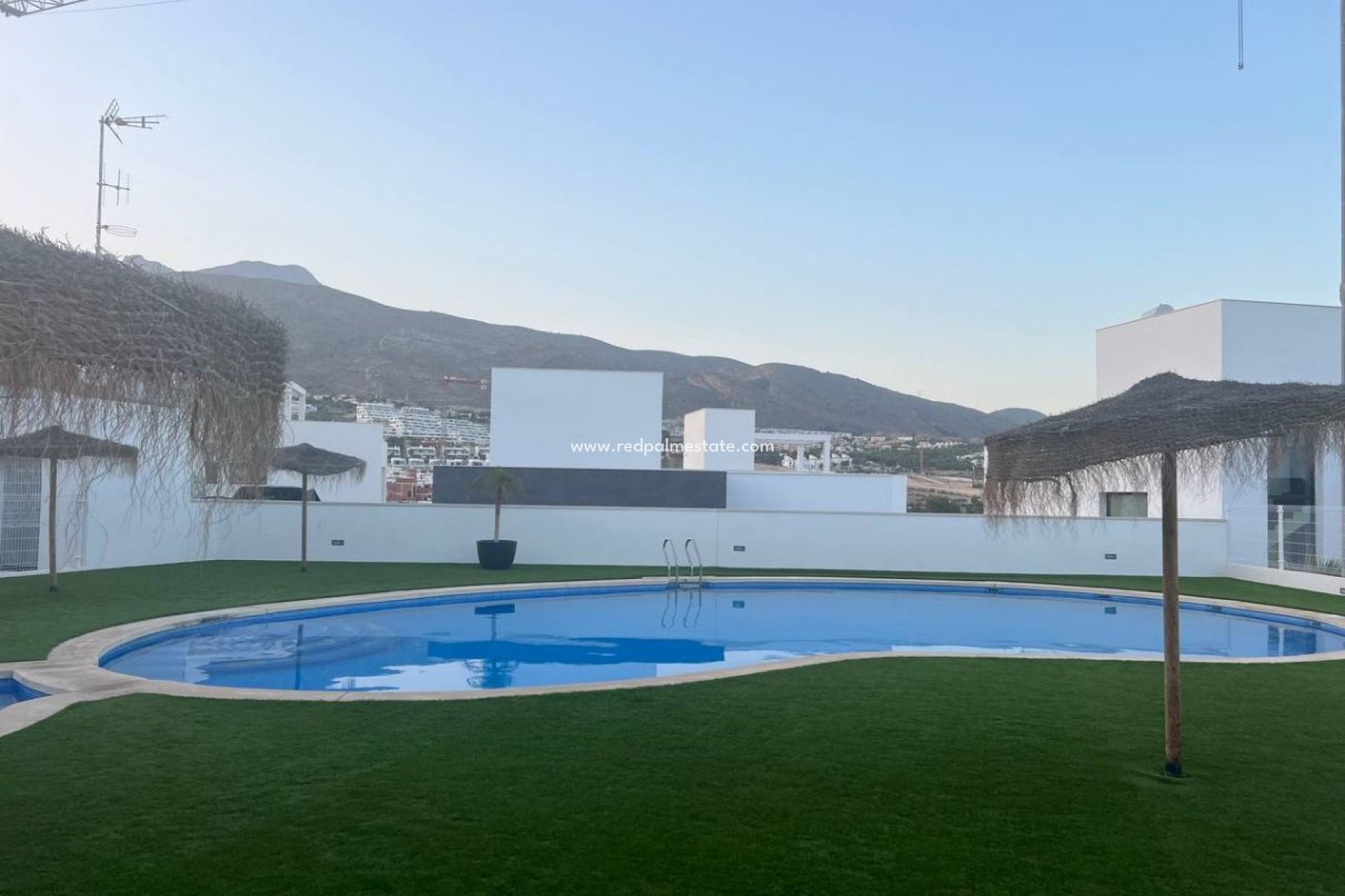 Resale - Villa -
Finestrat - Costa Blanca