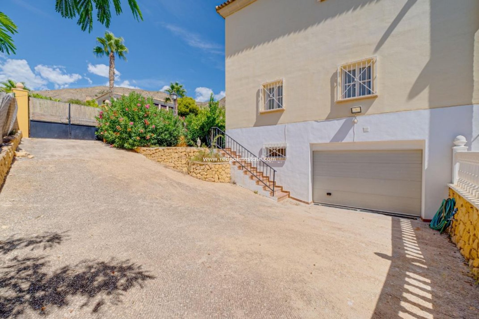 Resale - Villa -
Finestrat - Costa Blanca