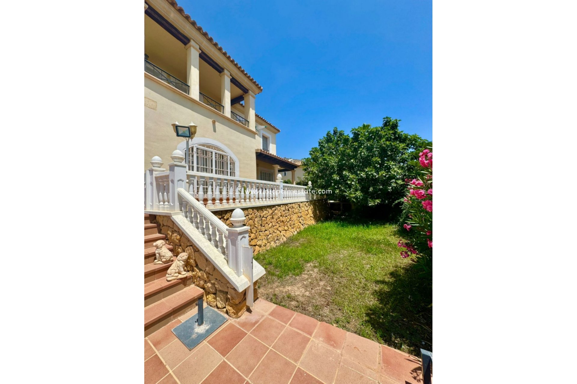 Resale - Villa -
Finestrat - Costa Blanca