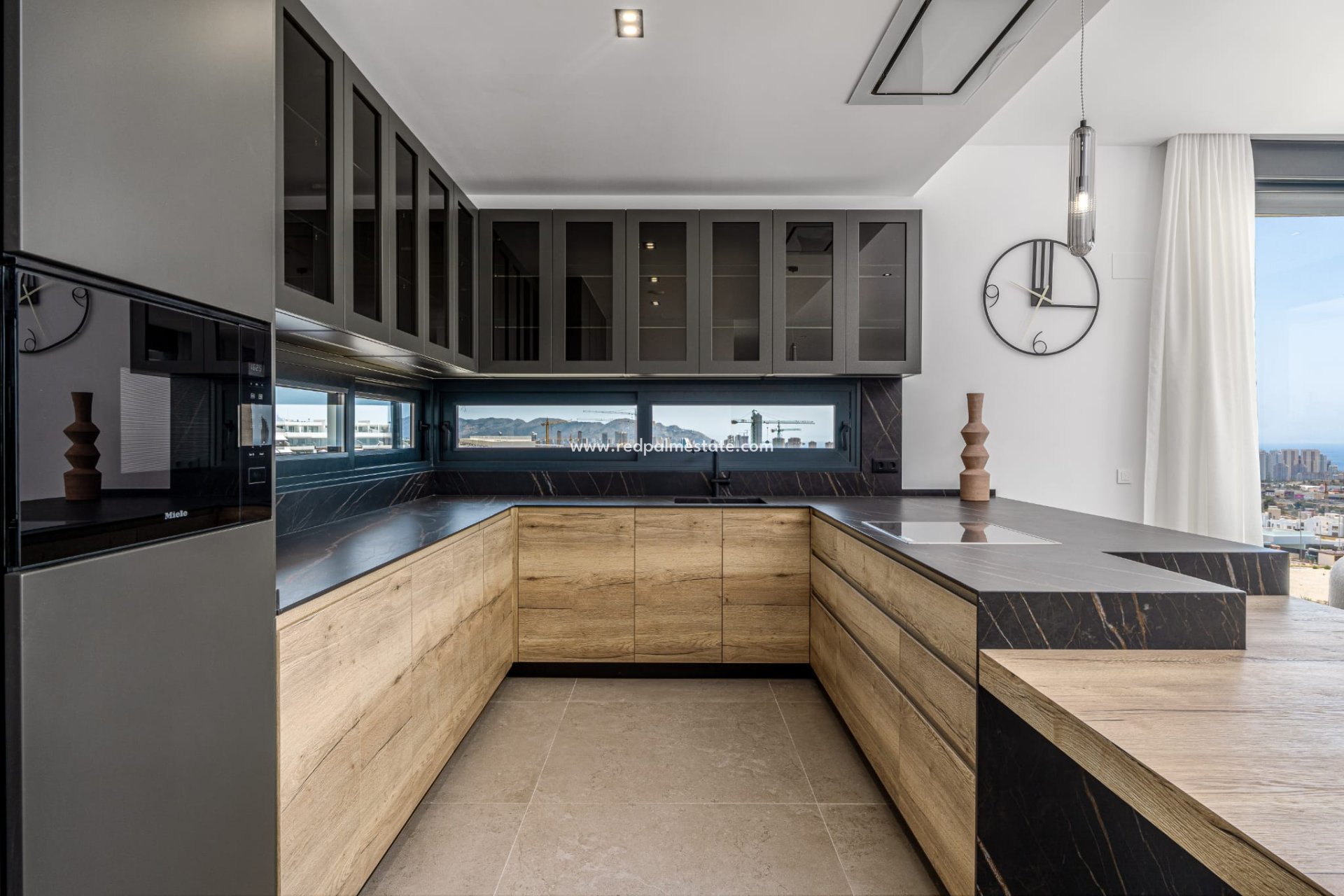 Resale - Villa -
Finestrat - Costa Blanca