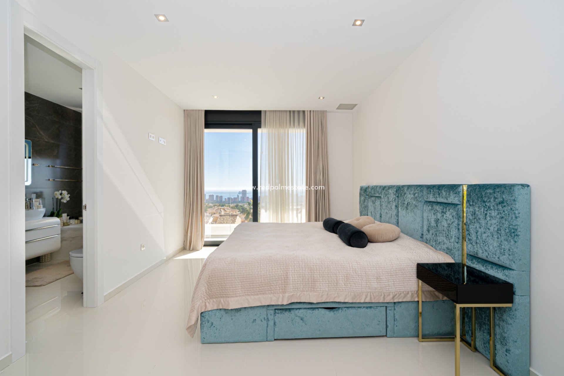 Resale - Villa -
Finestrat - Costa Blanca