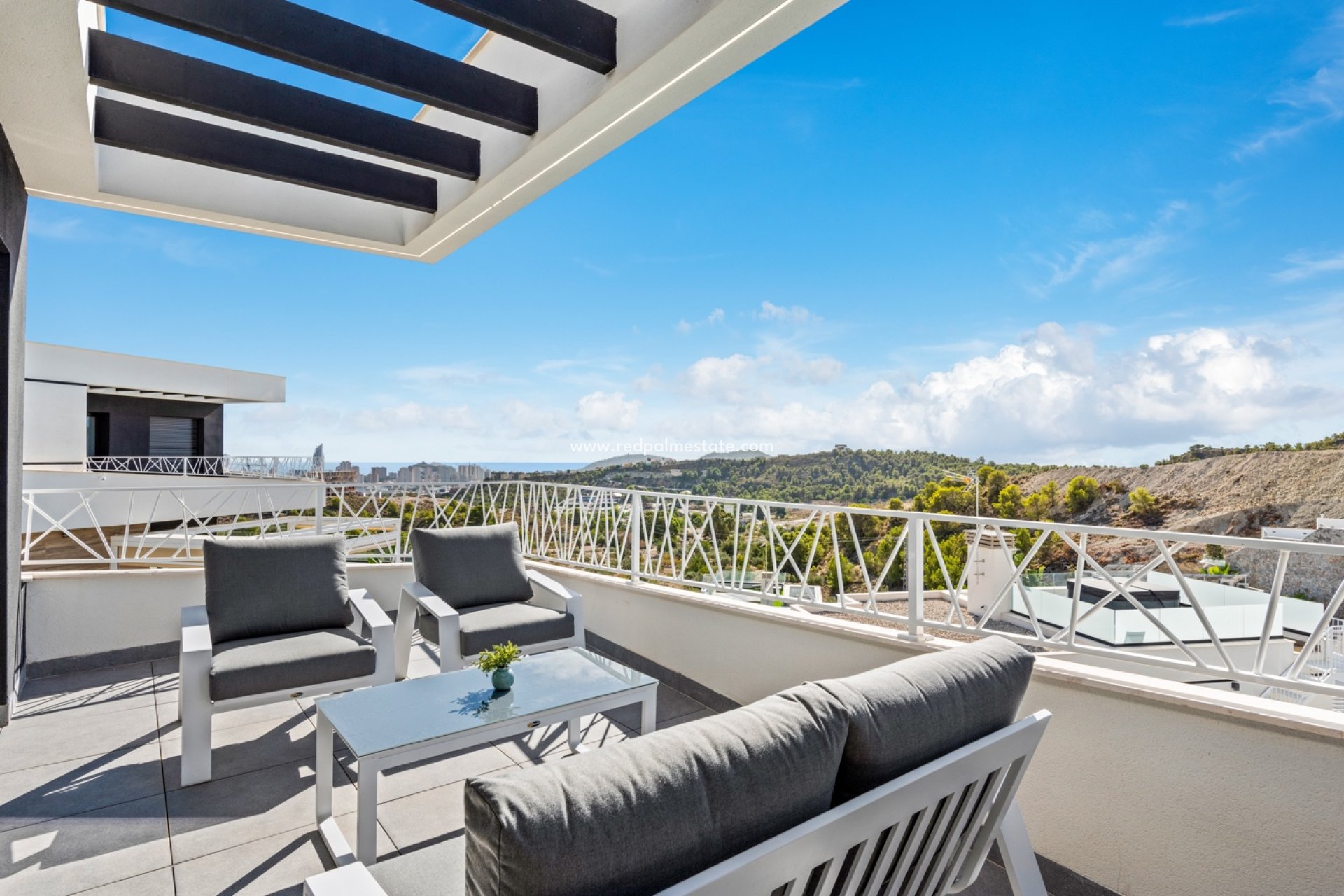 Resale - Villa -
Finestrat - Sierra Cortina