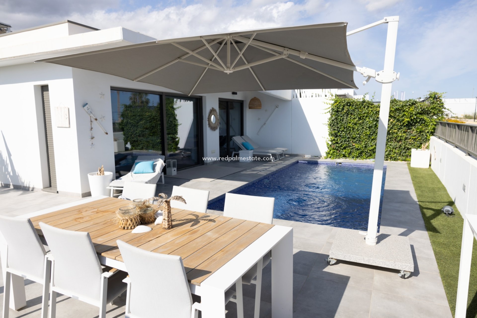 Resale - Villa -
Finestrat - Urbanizaciones