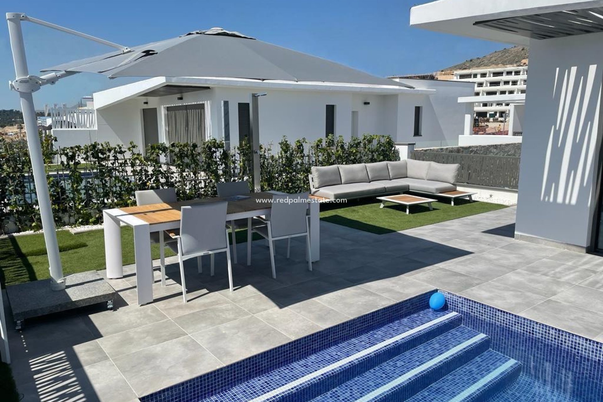 Resale - Villa -
Finestrat - Urbanizaciones