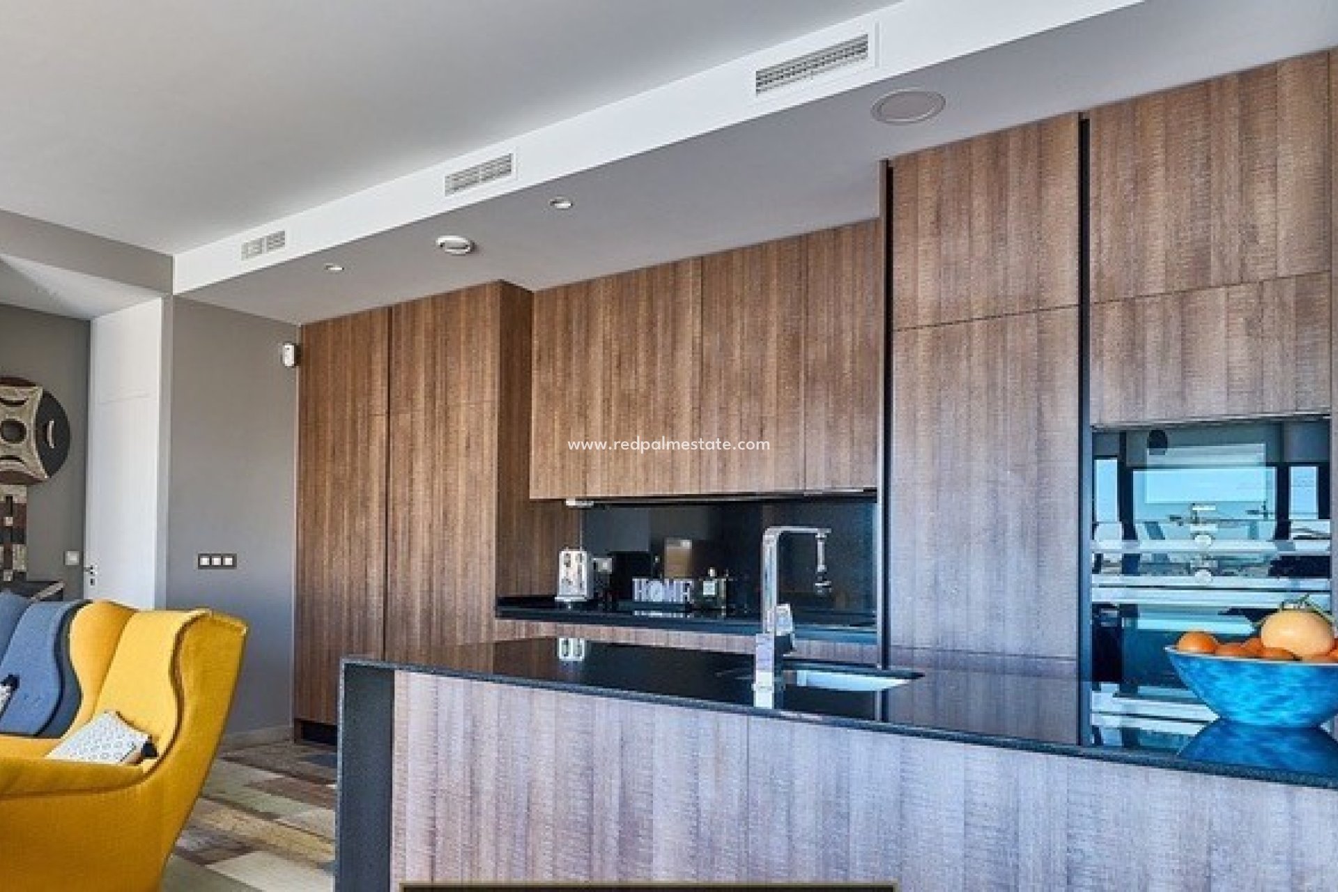 Resale - Villa -
Finestrat