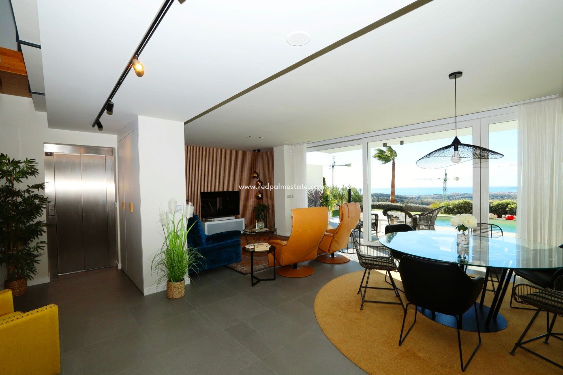 Resale - Villa -
Finestrat