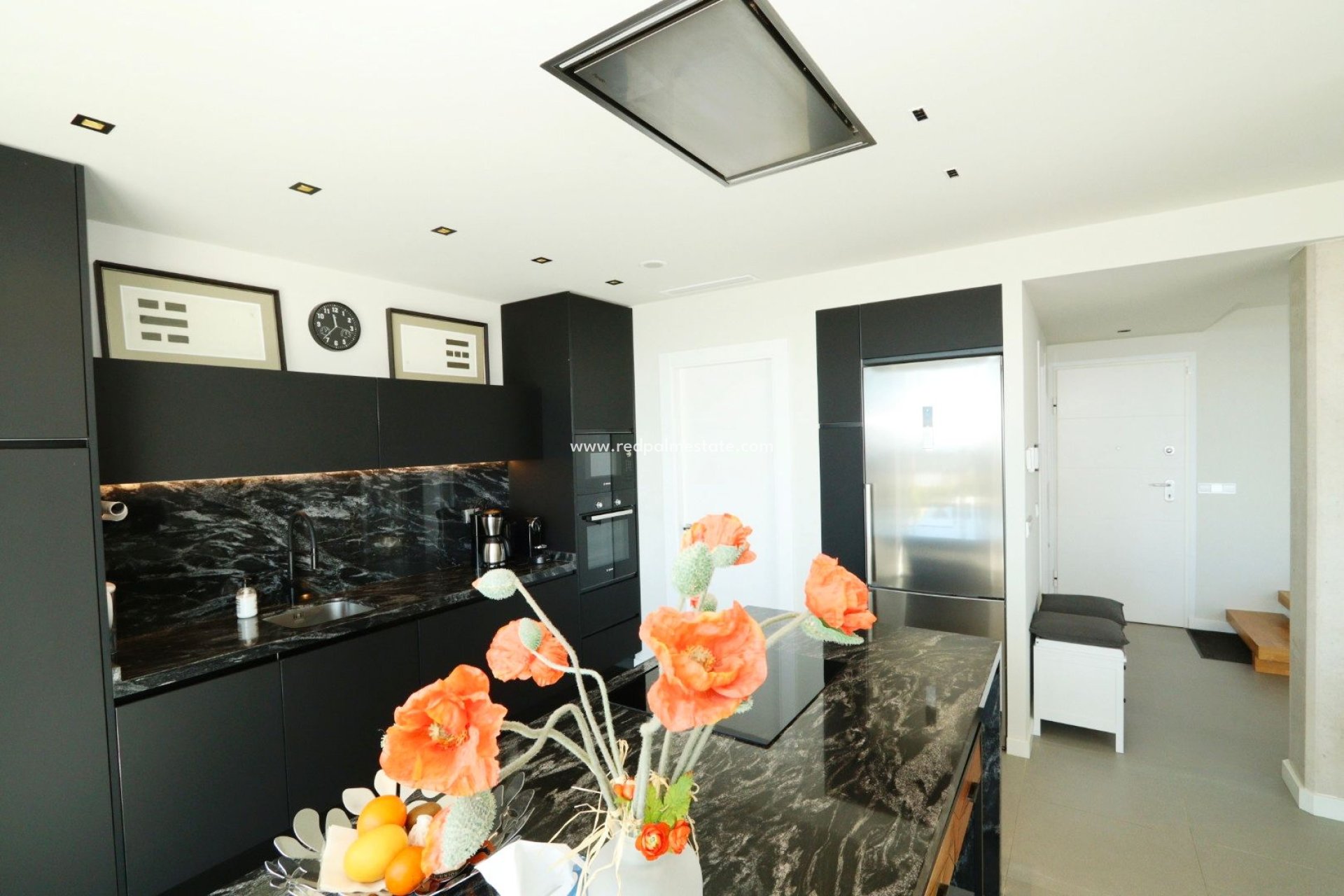 Resale - Villa -
Finestrat