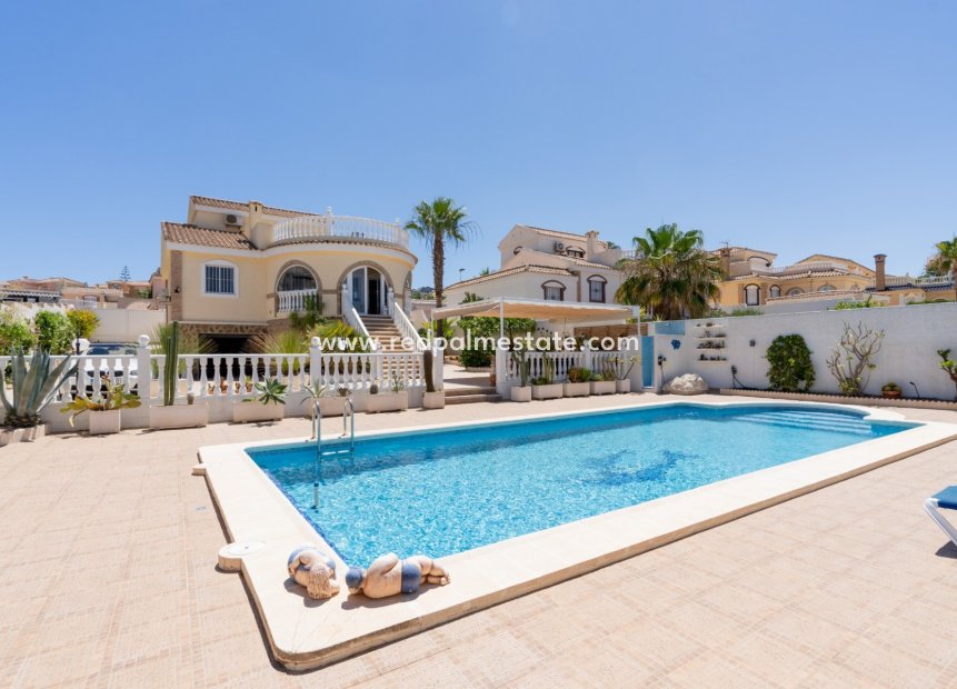 Resale - Villa -
Gran Alacant - Monte Y Mar Bajo