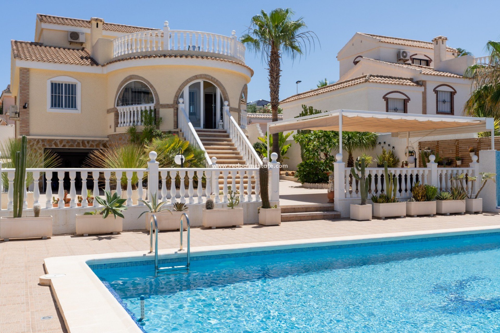 Resale - Villa -
Gran Alacant - Monte Y Mar Bajo